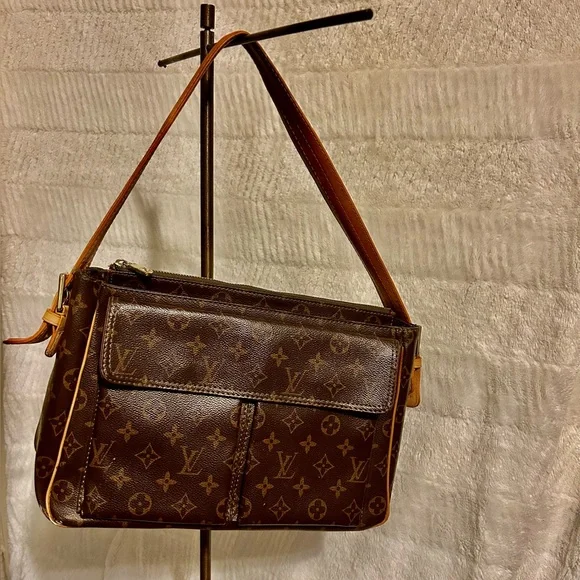 Louis Vuitton Brown Monogram Viva Cite Shoulder Bag M51163 - Picture 3 of 14